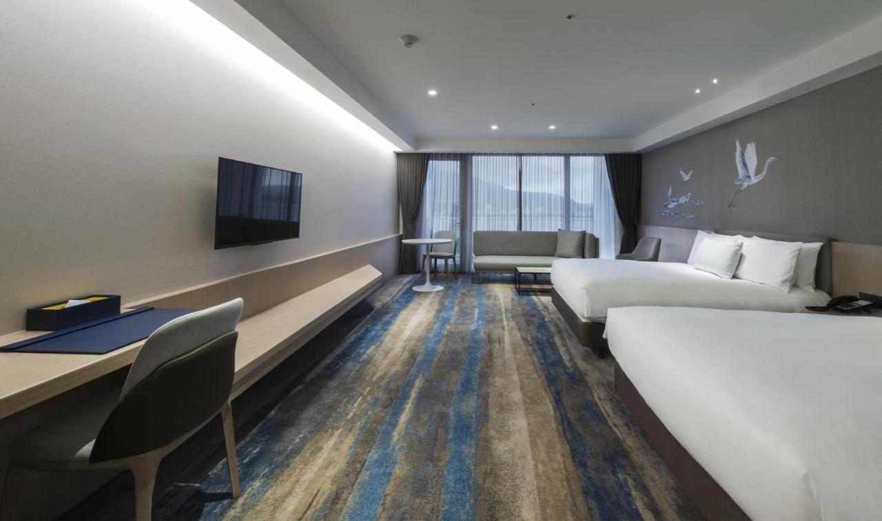 Golden Tulip Fab Hotel New Taipei Tan-šuej Exteriér fotografie